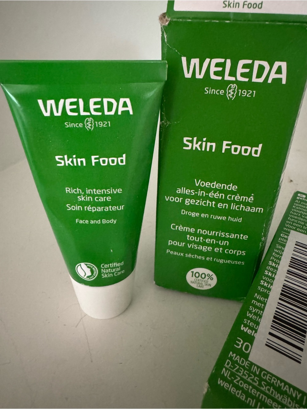 Weleda Skin Food Nourishing Moisturizer - Green